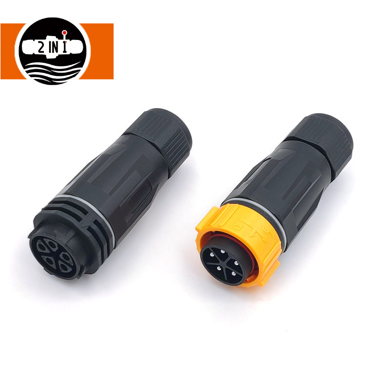 Conector impermeable macho de mamparo 15A